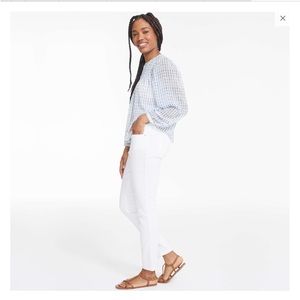 White pull on jeans